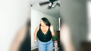 Tik Tok Female: Chick with HUGE tits!