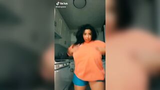 Tik Tok Female: Chick with HUGE tits!