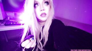 「 Amy B 」 ASMR ❤️ CAN I LICK MY OWN FEET ?? → NSFW Videos on Onlyfans ????????