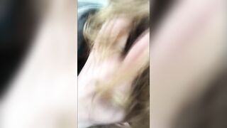 Tinder Girl Gives Quick Blowjob in Car