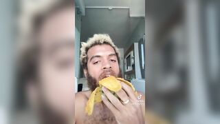 Eating Mango in New york Mount Men Rock Mercury