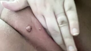 Goodmorning???? Cum watch me play with my wet pussy????