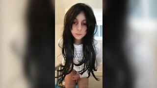 yagurlrileyxo has a suprise for daddy