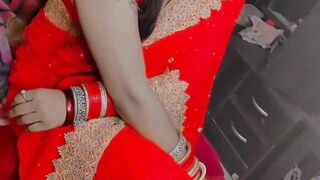 Red Saree beautiful Sexy Bhabhi Ko Ghar me pela