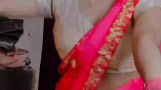 Red Saree beautiful Sexy Bhabhi Ko Ghar me pela