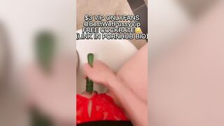 Fast toilet pussy fuck