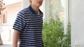Caught In A Corset / Brazzers  / download full from http://zzfull.com/cors