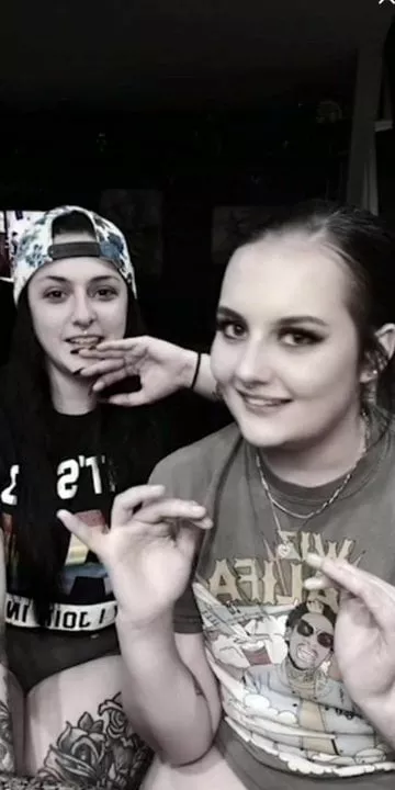Tik Tok: FEMALES!#90