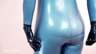 Luxury Latex Rubber Catsuit on Curvy Body of MILF Fetish Model Arya Grander