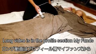 【ギャル】電マで全身マッサージ。ロング動画はプロフィール欄マイファンズで公開中です！性感マッサージ、ハメ撮り、sex toys Japanese massage