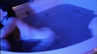 Hot Jacuzzi sex with creampie