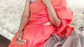 Indian Desi Bhabhi Dammi Eenjoing Her Self 14