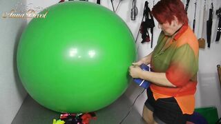 Mega balloon blow up