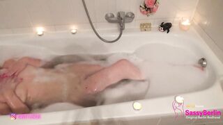 Cumming hard in the Bathtub - Trailer 3