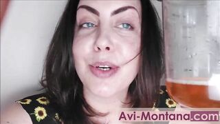 Pissing Piss in a measuring cup