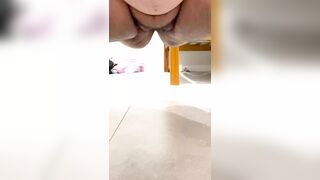 bbw pissing on the floor