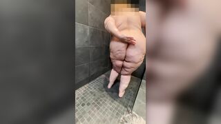 SSBBW has steamy shower then oils up her voluptous curves