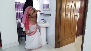 Indian desi MILF stepmom fucked by stepson in Hotel