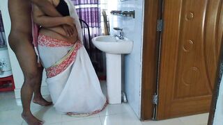 Indian desi MILF stepmom fucked by stepson in Hotel