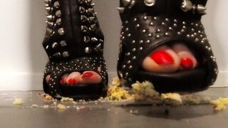 Cup Cake Food Crush with Spikey High Heels